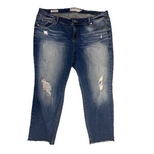 Torrid Boyfriend Jeans Womens Size 18 Distressed Ankle Fray Denim Stretch NWOT